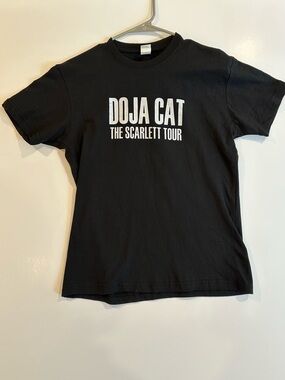 Doja Cat - The Scarlett Tour Black Graphic Tee Size: Small